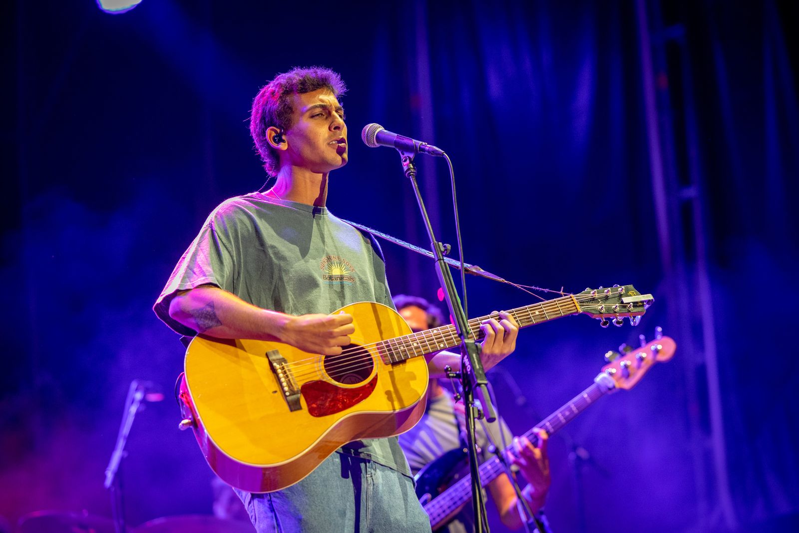 Búscate en el concierto de Taburete en el Concert Music de Chiclana