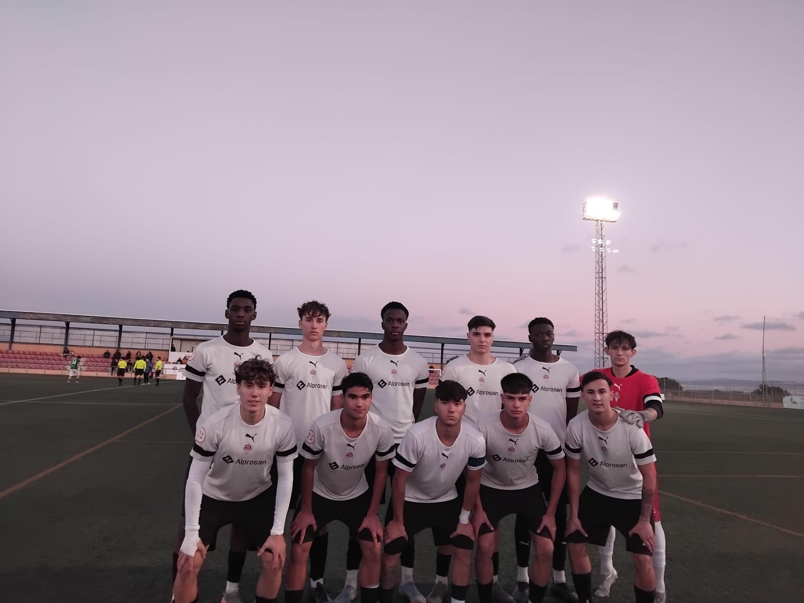 Once presentado por los de la barriada almeriense en su encuentro frente a La Mosca disputado este sábado.