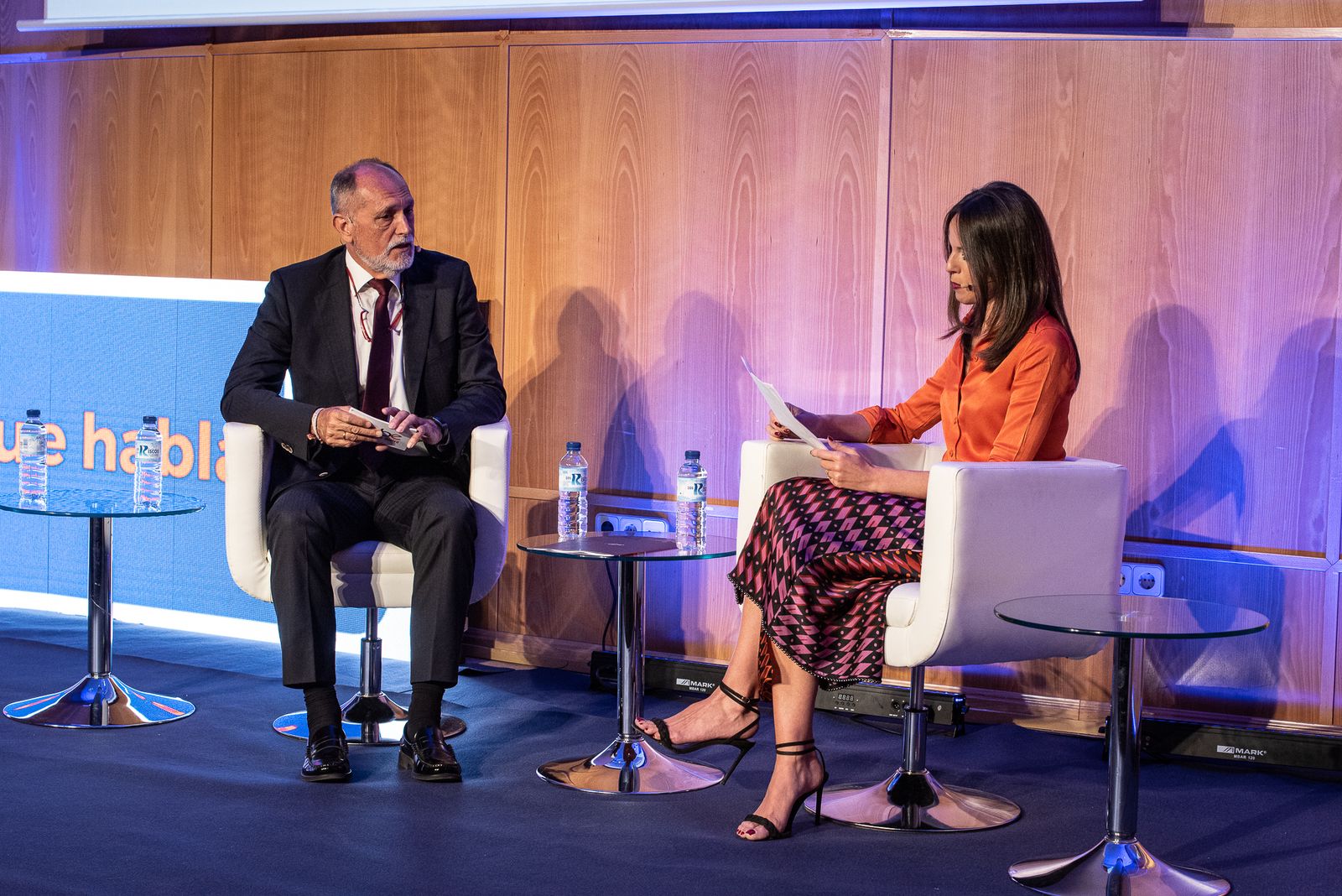 Imágenes de la presentación de la memoria de Aiqbe