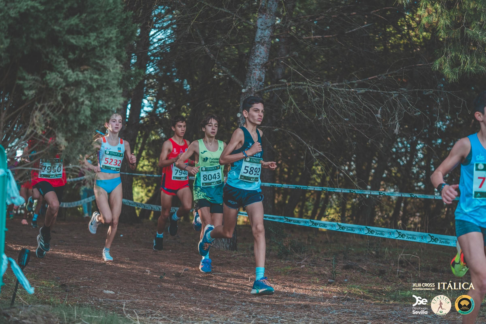 Búscate en las fotos del Cross de Itálica 2025 | 7