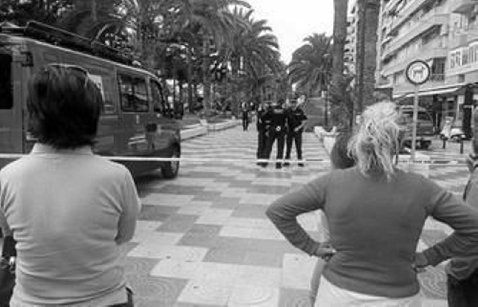 El suceso tuvo lugar en las Explanadas una zona peatonal de la localidad.