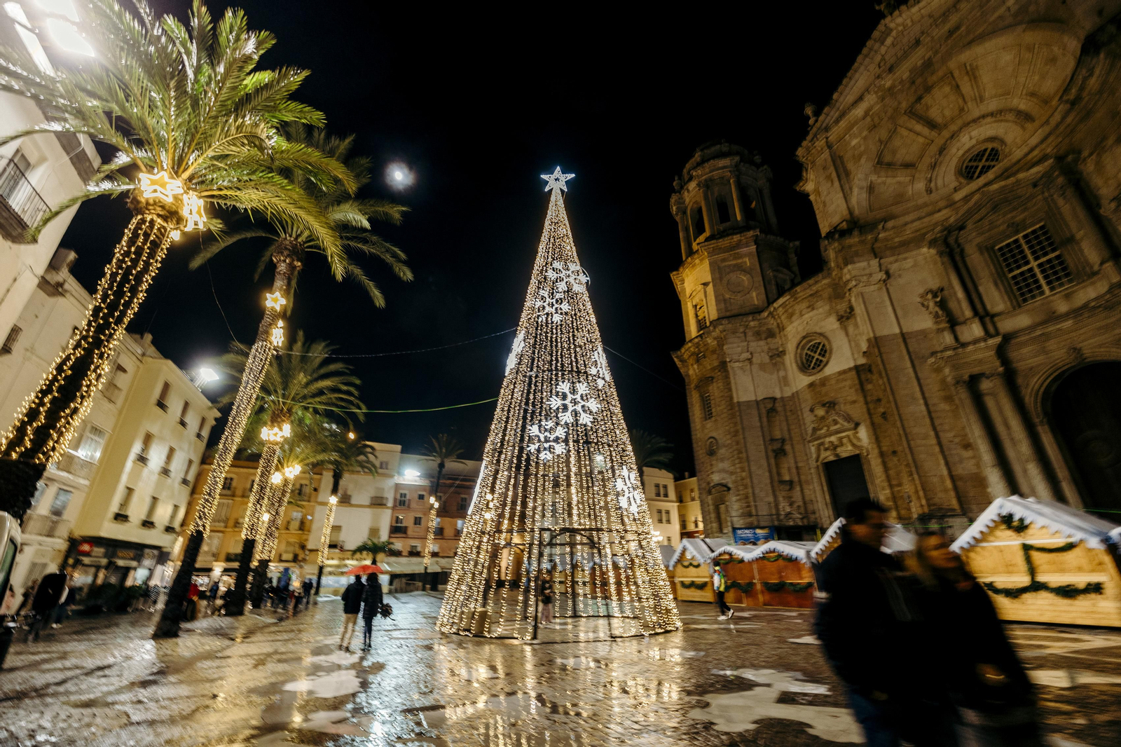 Las imágenes de la inauguración de la iluminación de navidad en Cádiz