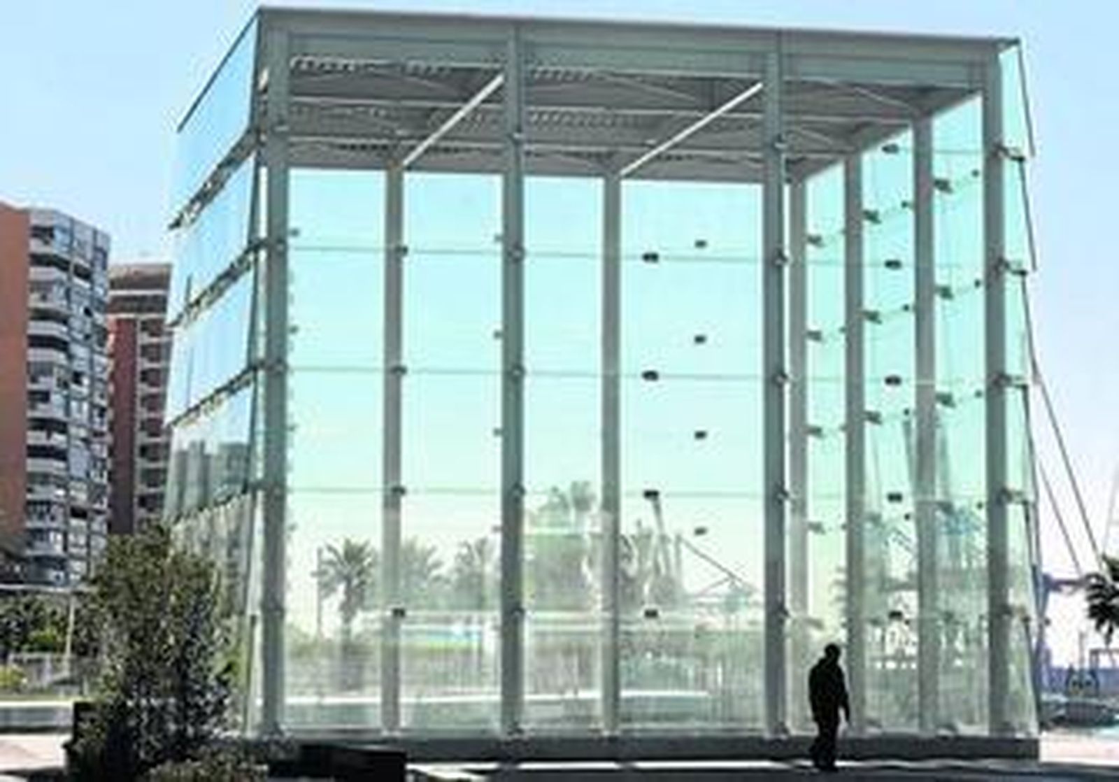 El Cubo del puerto que acogerá las obras del Pompidou de París.