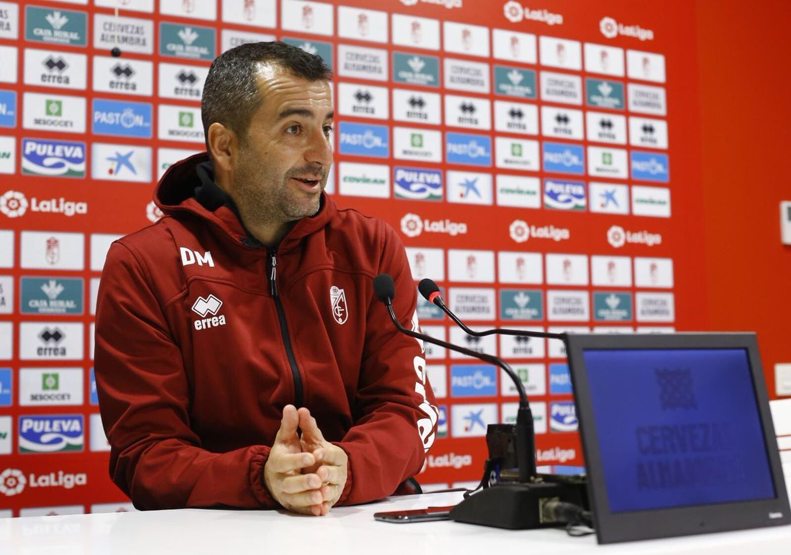 El técnico del Granada CF, Diego Martínez, cree que el Nástic no se lo pondrá fácil a su equipo.