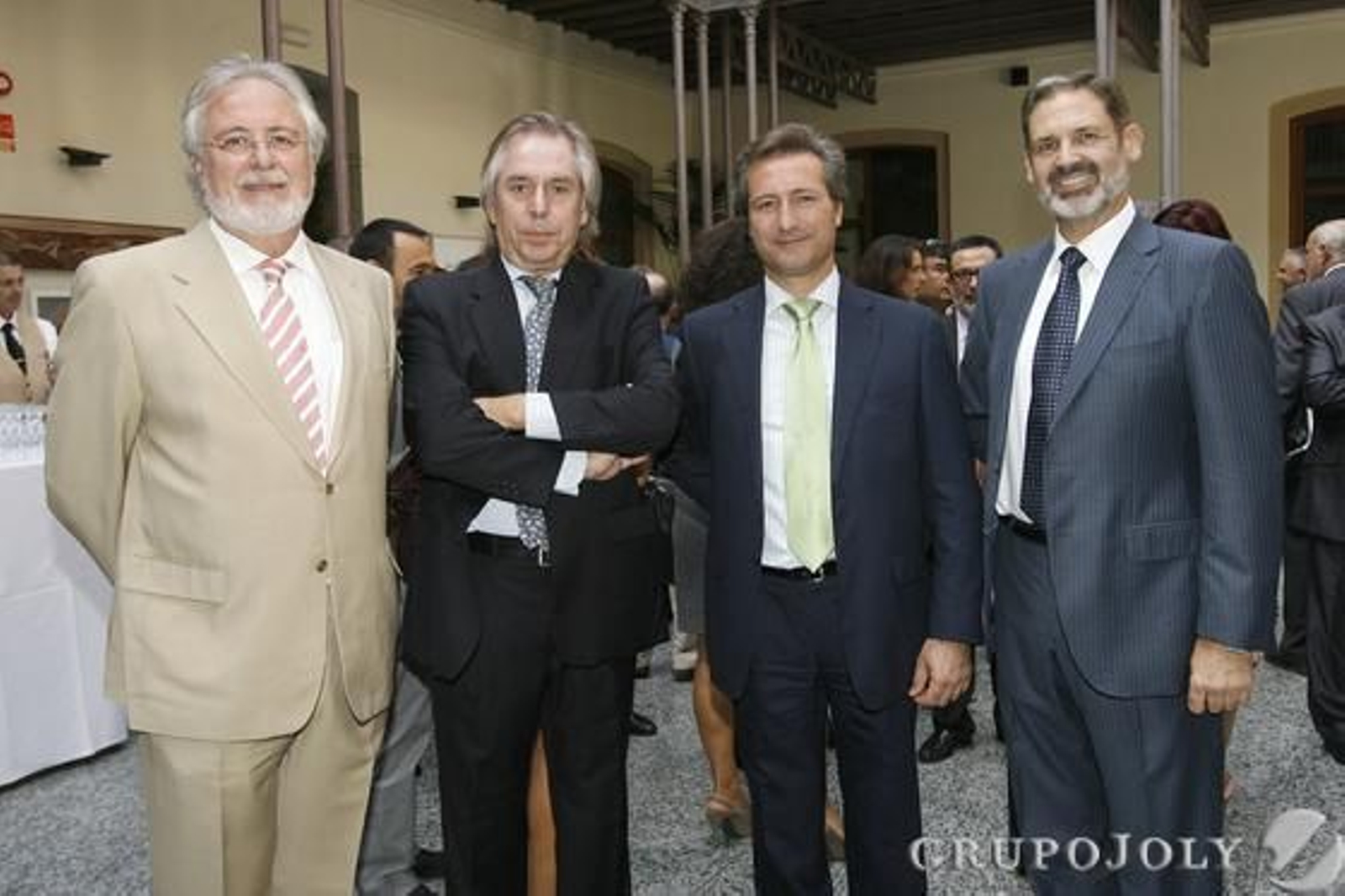 Enrique Montiel, Javier Rodríguez Fuejo, Fernando Miguélez y Vicente Pablo Ortells, subdelegado de Defensa en Cádiz.  

Foto: Julio Gonzalez-Joaquin Pino-Jose Braza