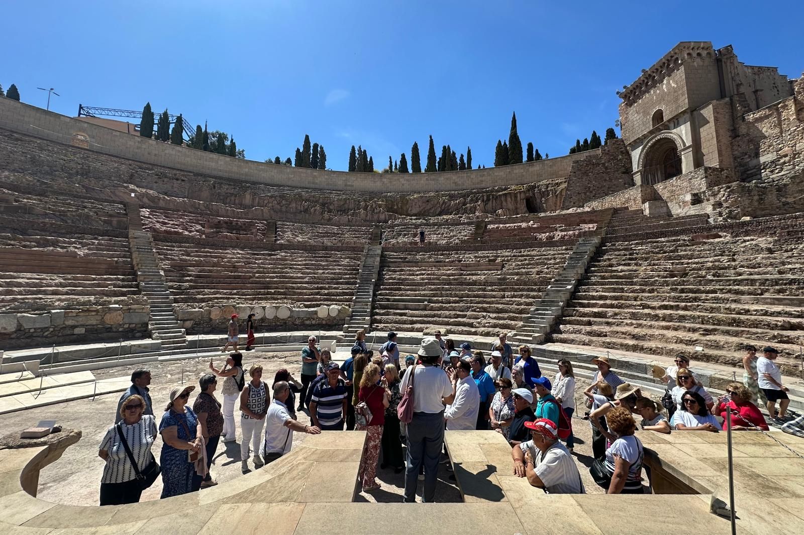 Este tipo de salidas mezclan el turismo y la convivencia entre mayores