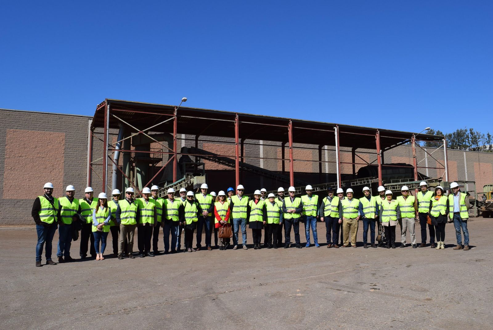 La visita con los alcaldes de los municipios consorciados para conocer in situ la situación de la Planta de Gádor.