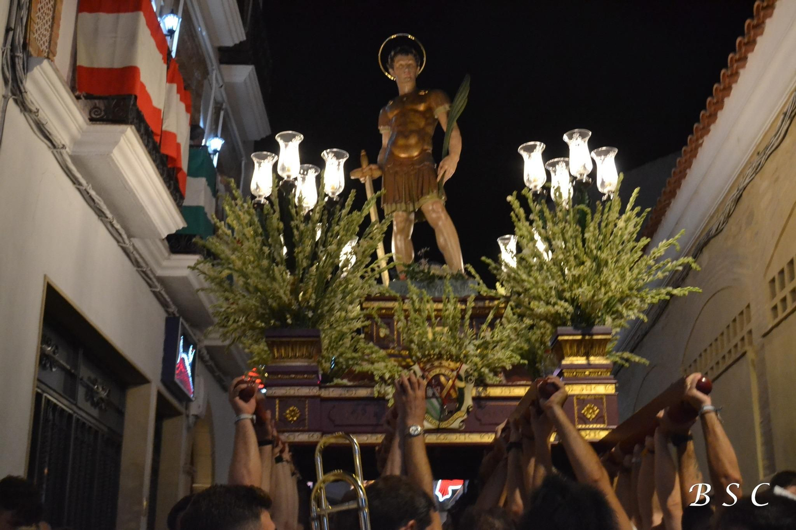 Arjona vive con devoción el día grande de su Fiestasantos, en imágenes