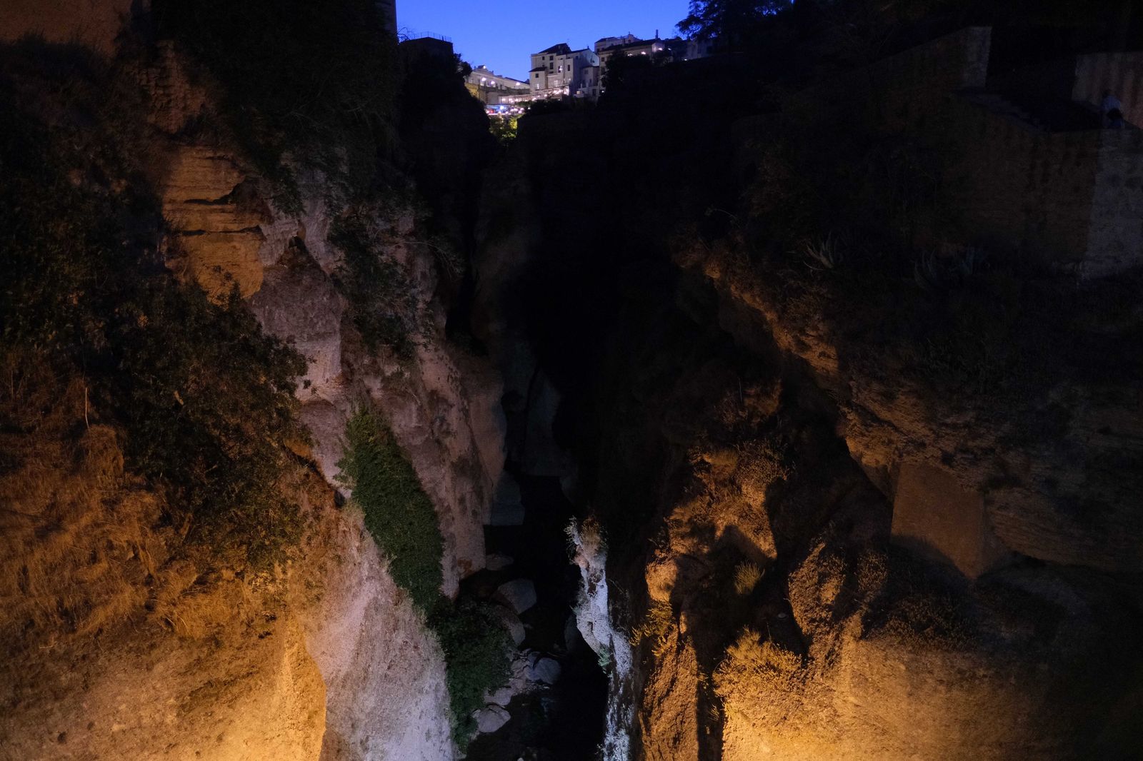 Ronda nocturna, en imágenes