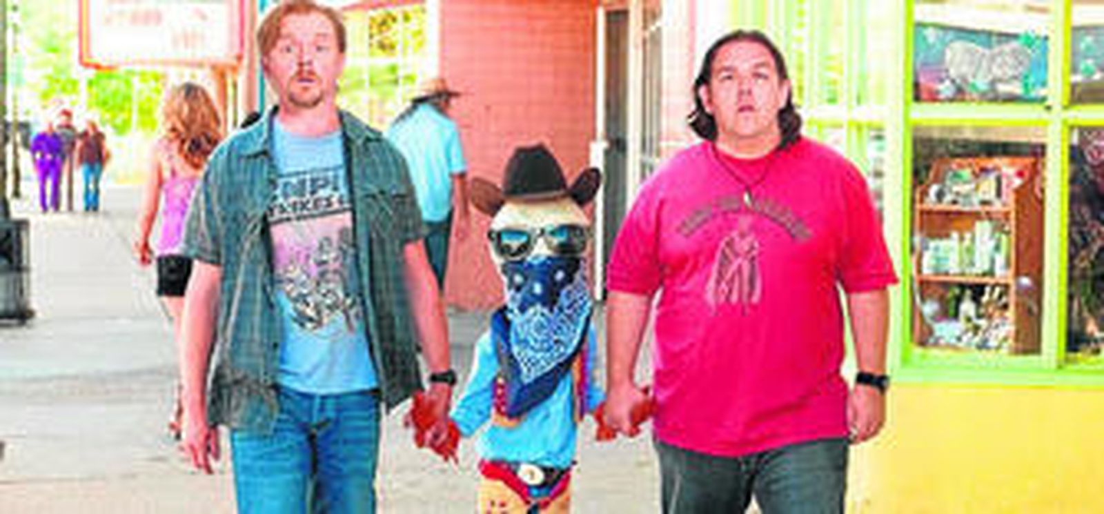 Simon Pegg y Nick Frost revisitan la mitología del extraterrestre amigo inaugurada por Spielberg.