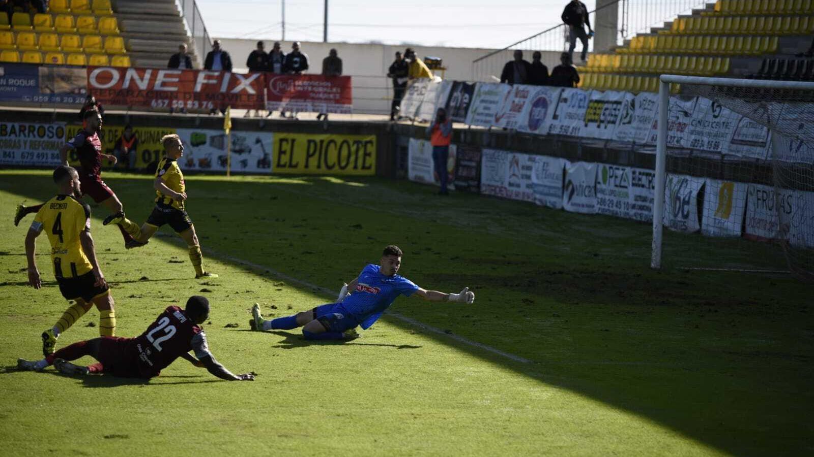 El cuadro lepero sigue fuera de los puestos de descenso