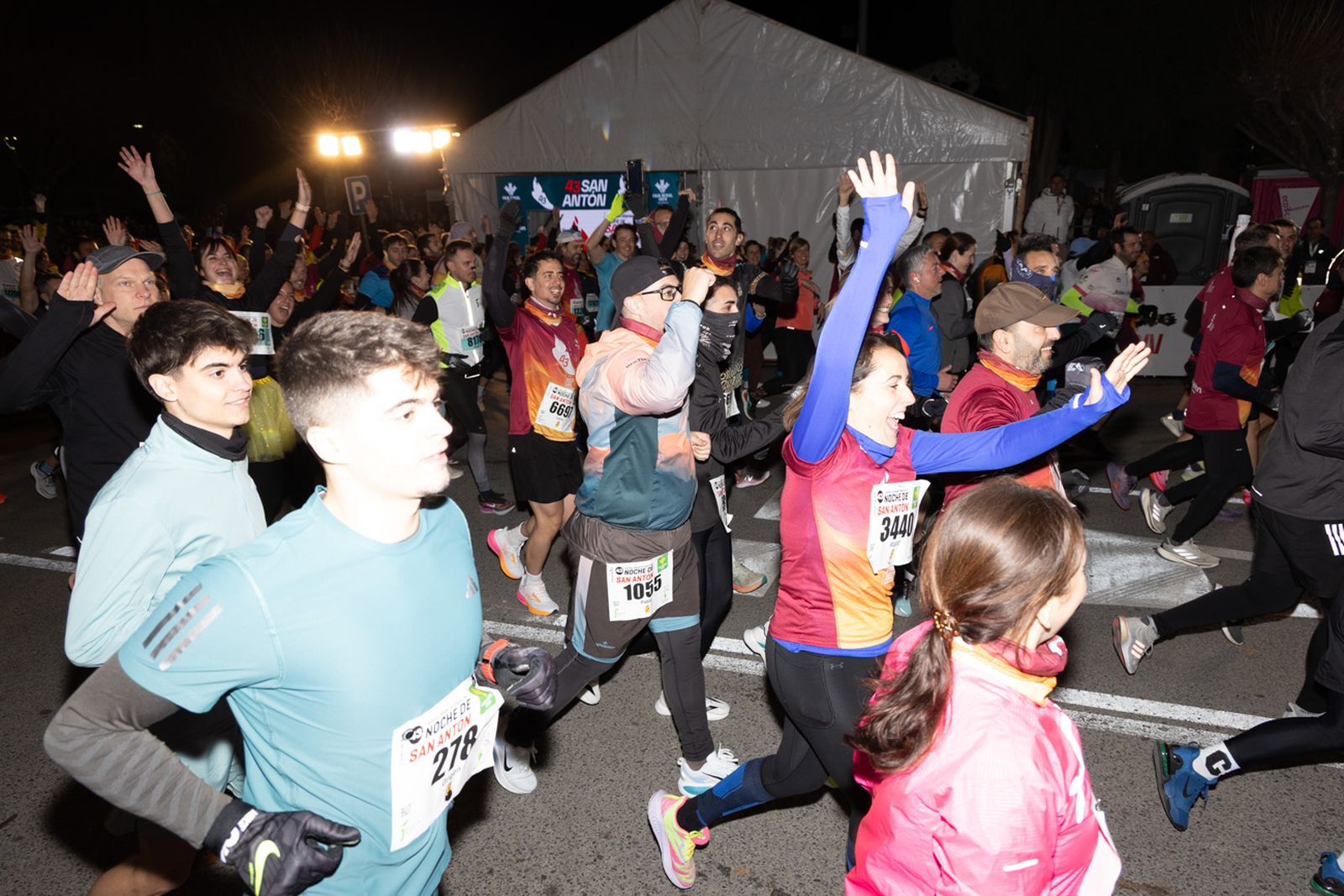 Encuéntrate en la salida de la Carrera de San Antón 2026, en imágenes (3)