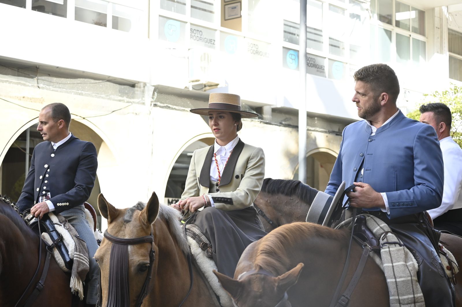 El Rocío 2024: las mejores imágenes de la salida de Emigrantes