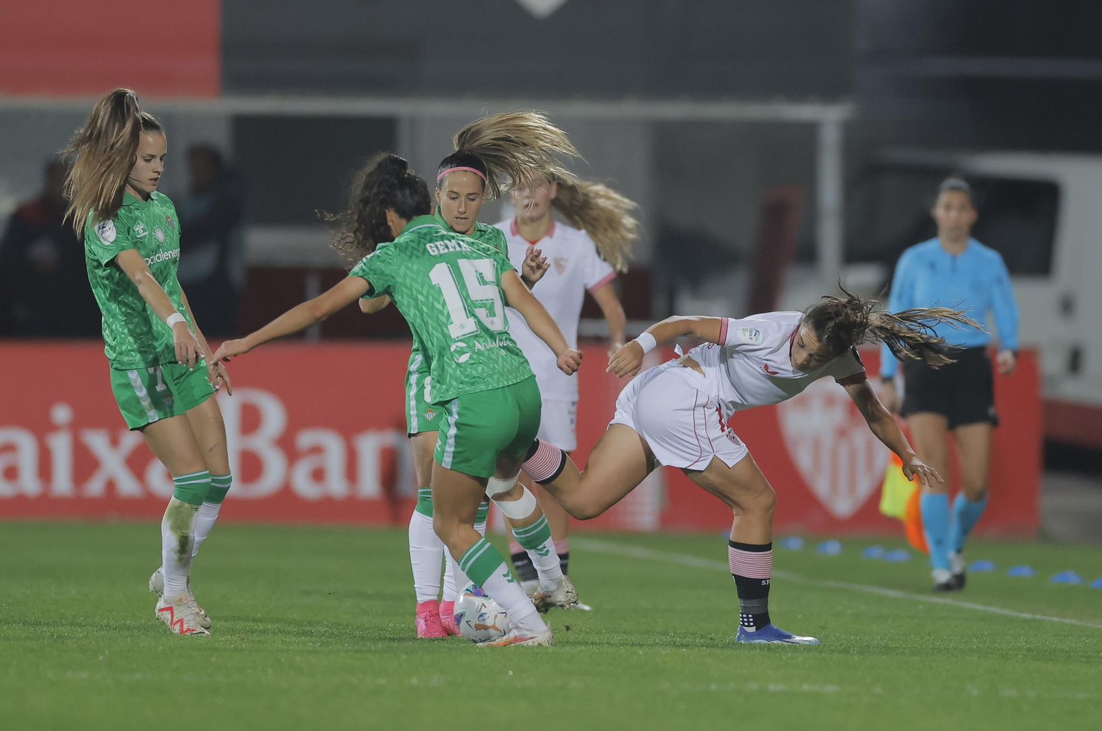 Las fotos del Sevilla-Betis féminas