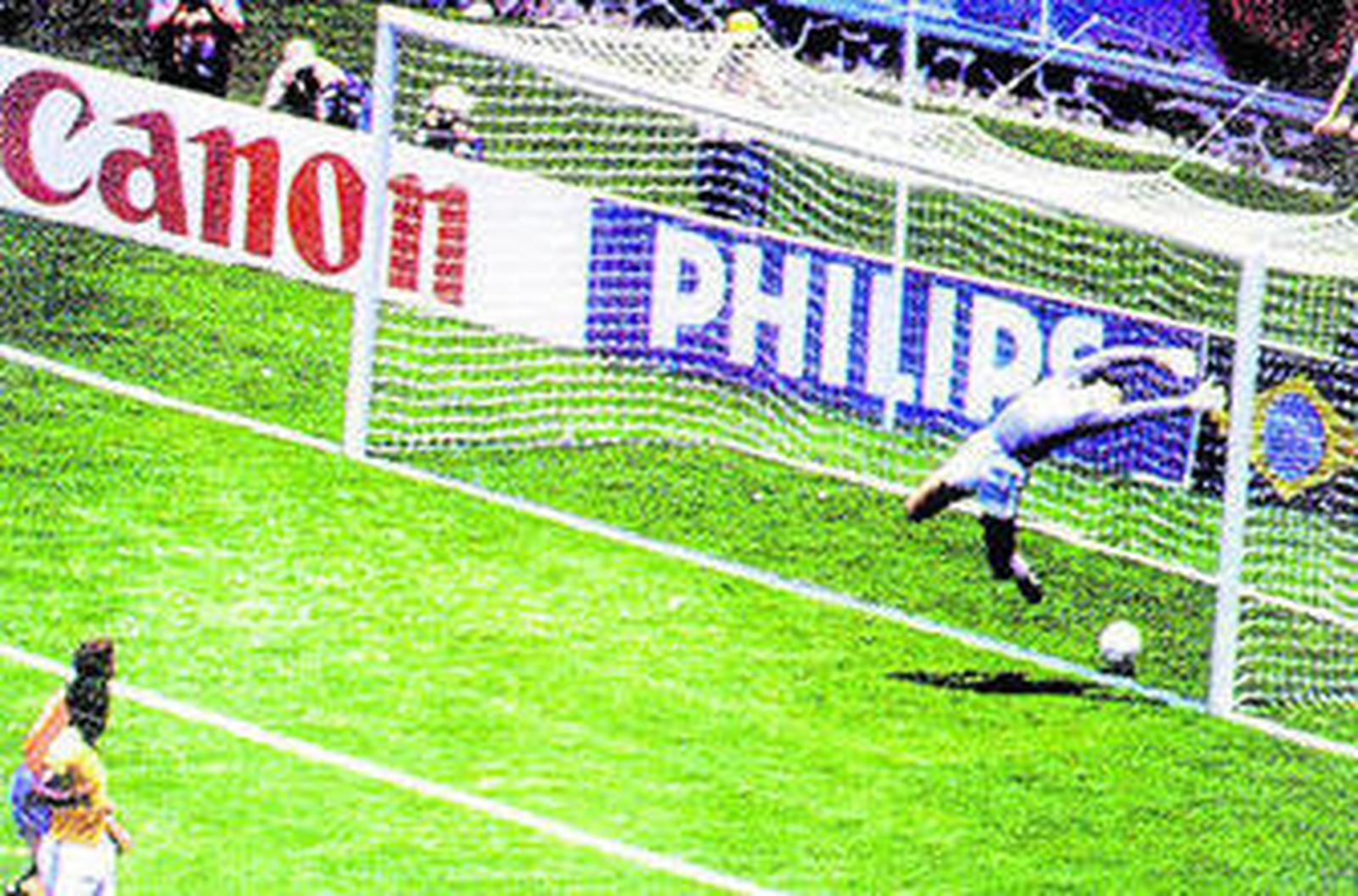 1986España pierde con Brasil con 'gol fantasma' de Michel