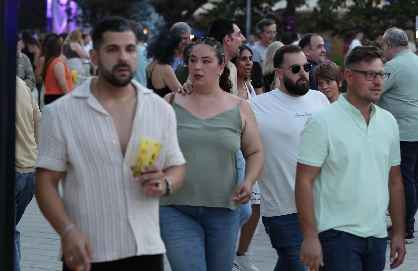 Búscate en las fotos del concierto de Antoñito Molina en Sevilla