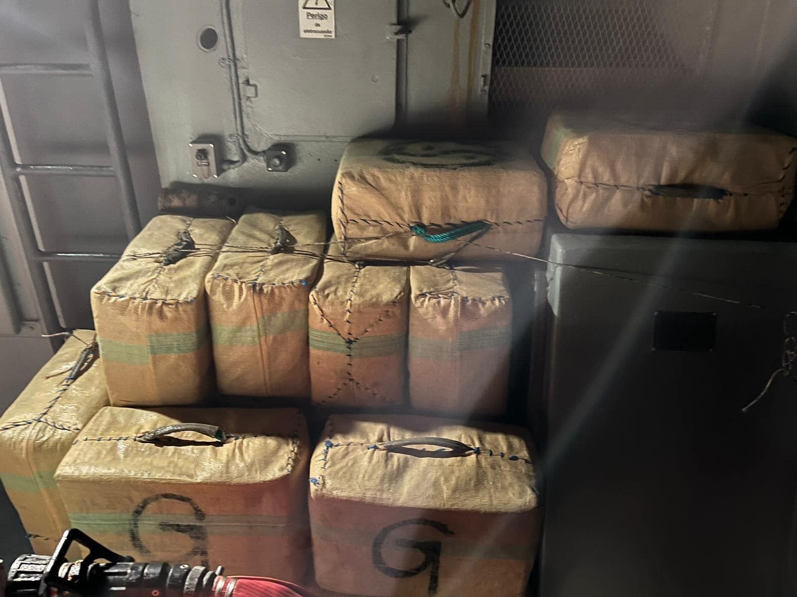 Parte de la droga incautada por las autoridades lusas en el Algarve