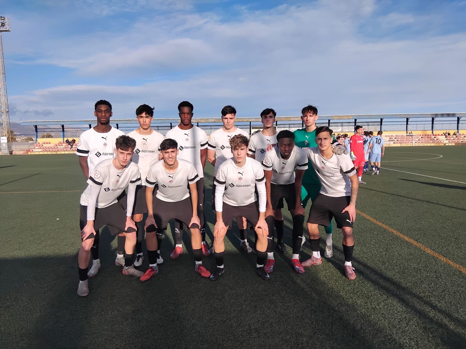 Once presentado por los de la barriada almeriense en su encuentro frente a los malagueños de este domingo.