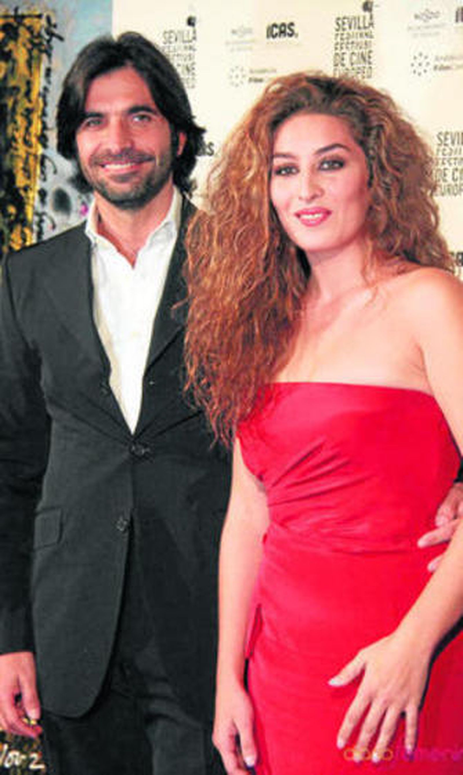 El matrimonio siempre aparece en público mostrándose feliz y enamorado.