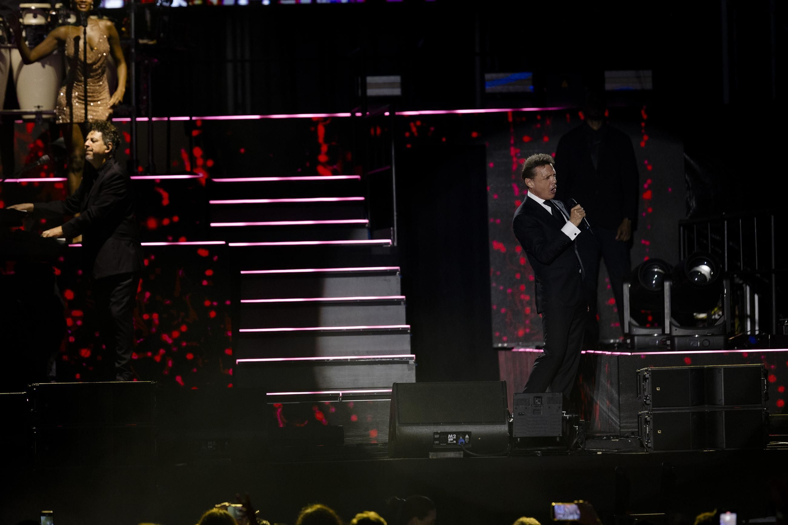 Las imágenes del concierto de Luis Miguel en el Concert Music Las imágenes del concierto de Luis Miguel en el Concert Music