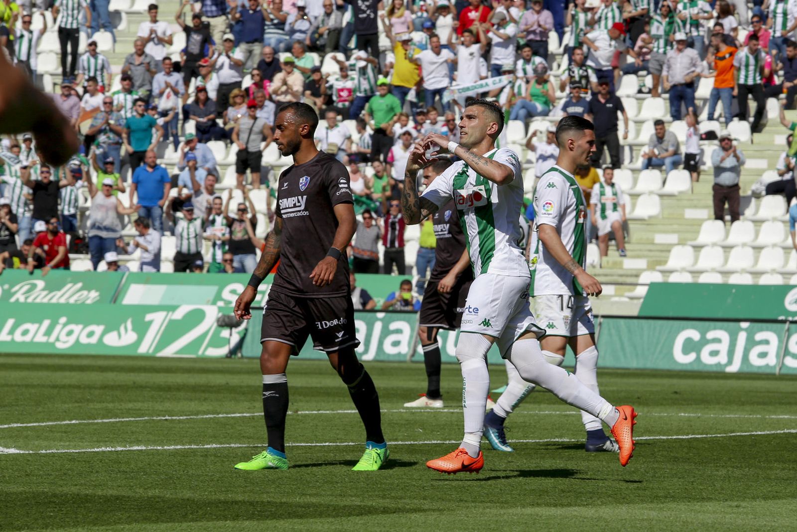 Las imágenes del Córdoba-Huesca