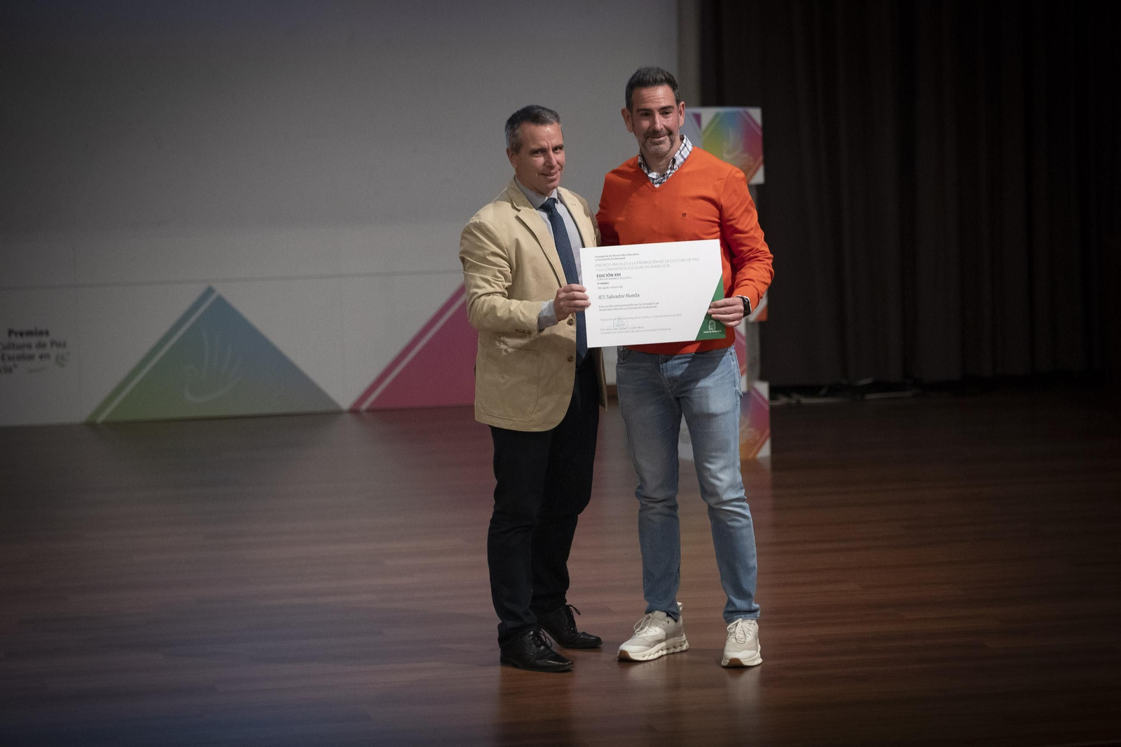 Fotos: los Premios a la Promoción de la Cultura de Paz y la Convivencia Escolar en Granada