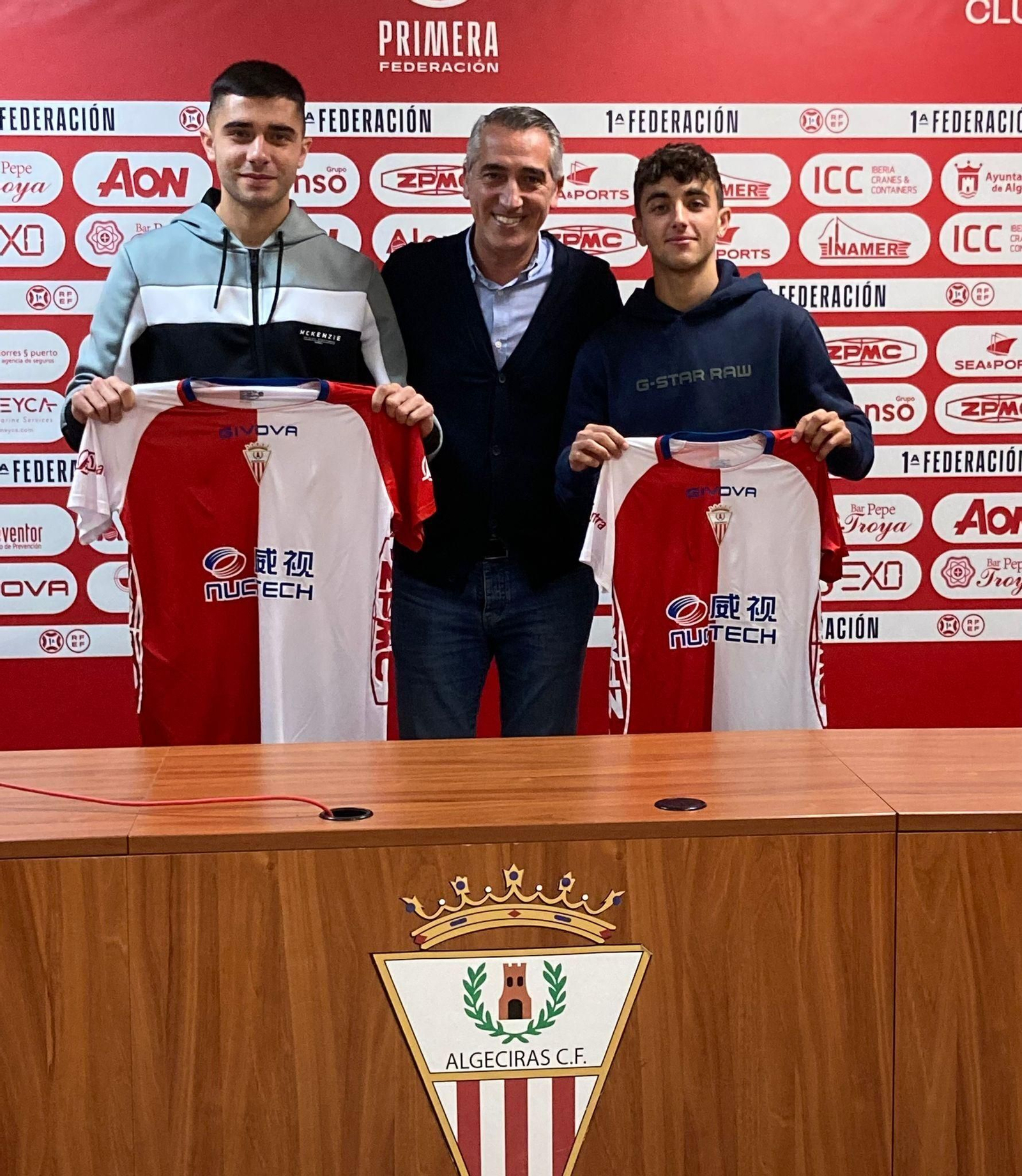 Iker Navarro, Ramón Robert y Pimienta.