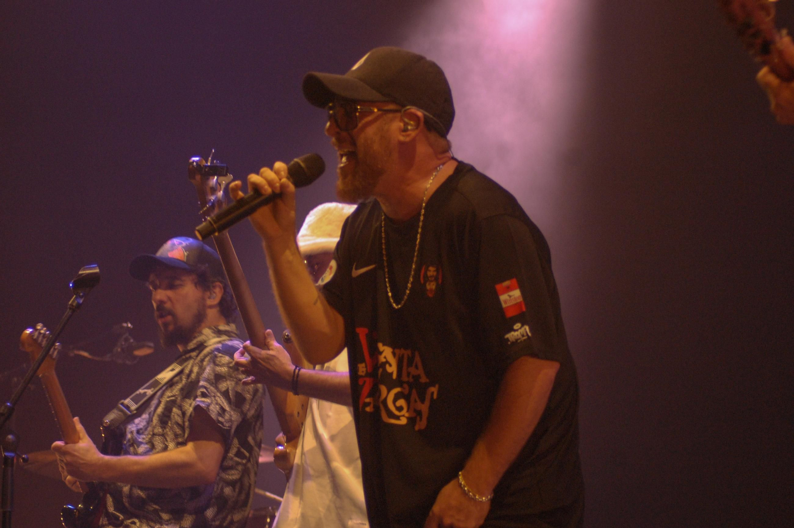 Fotos del concierto de Javi Medina en La Línea