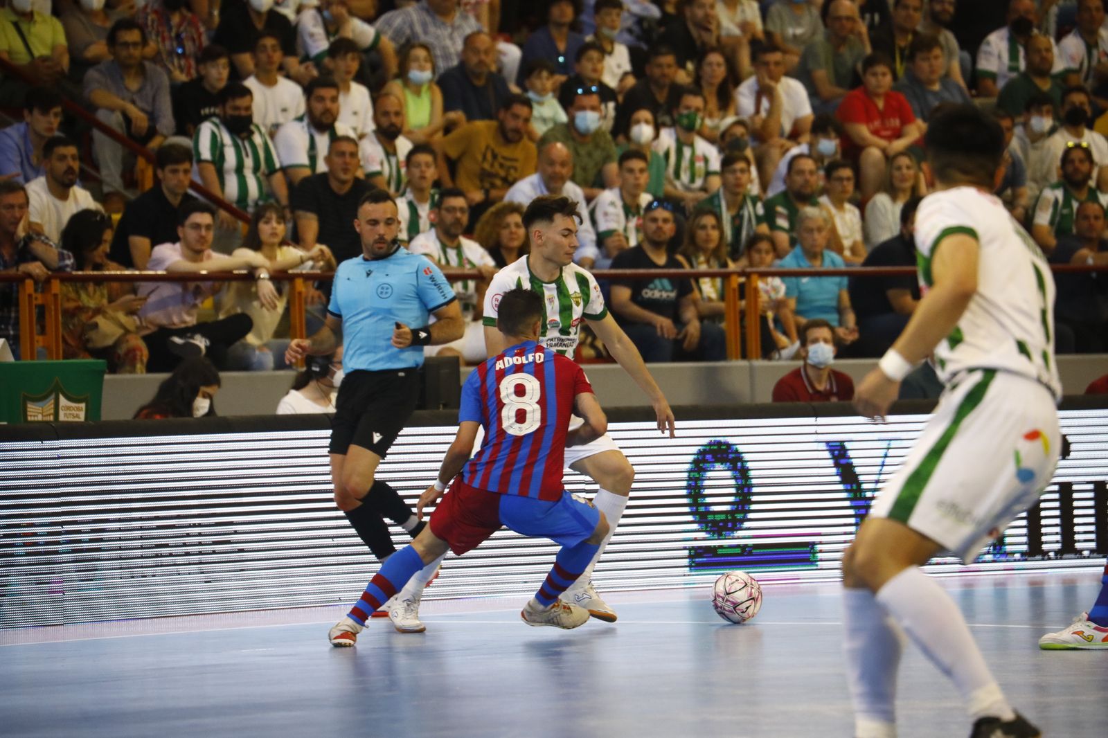 El empate del Córdoba Futsal ante el Barça, en imágenes
