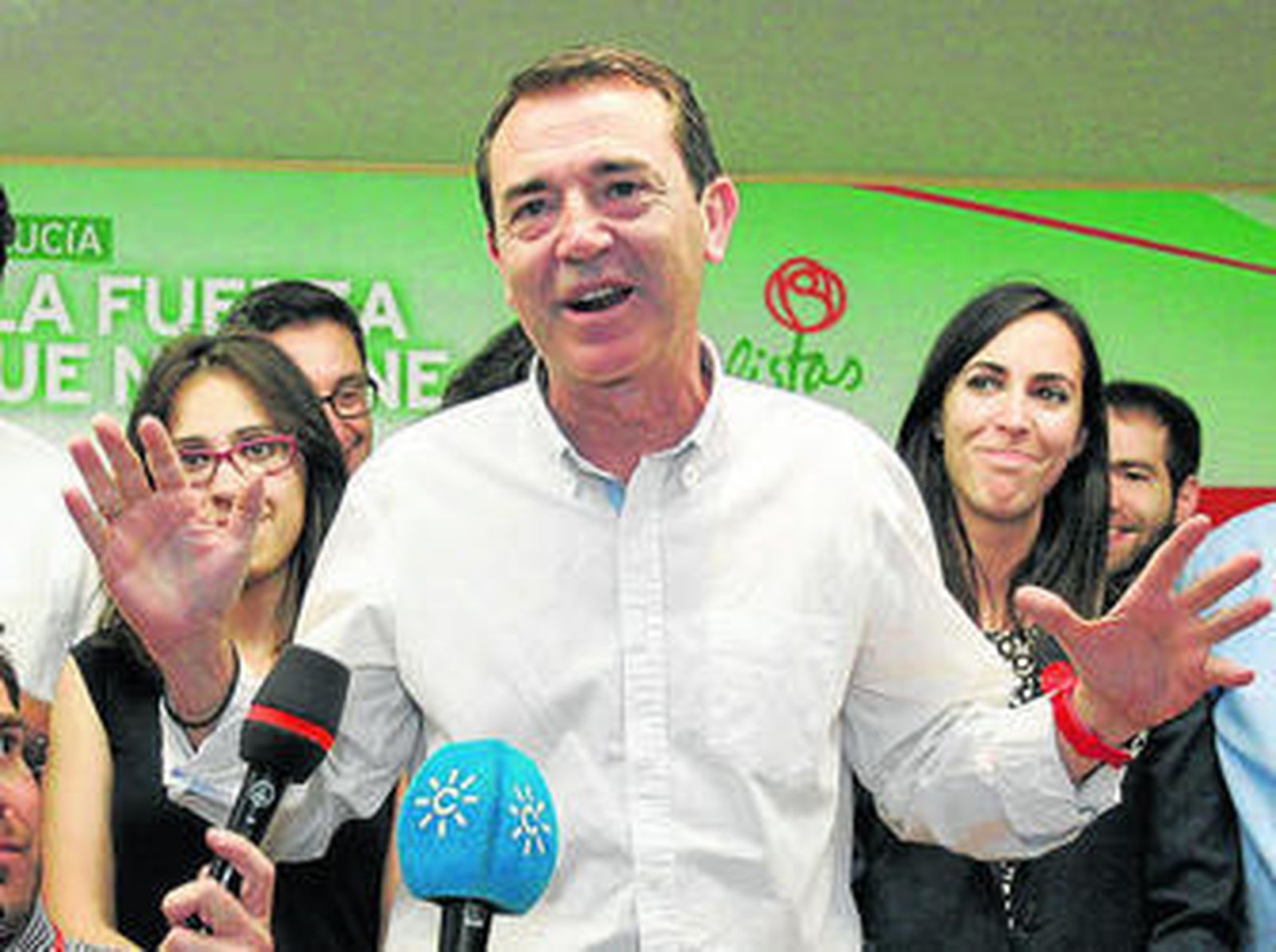 Juan Carlos Pérez Navas valorando los resultados.