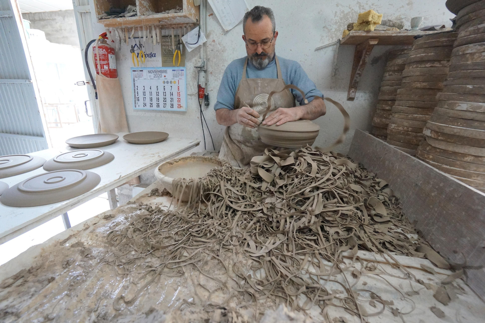 Miguel Ángel Torres Ferreras, en el torno.