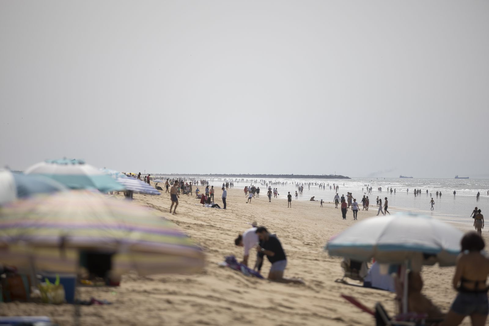 Imágenes del ambiente en las playas en este sábado 8 de abril