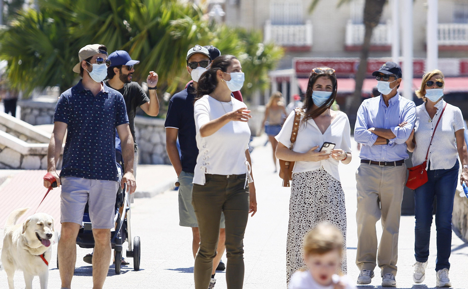 Primer domingo sin restricciones en la playa de Pedregalejo