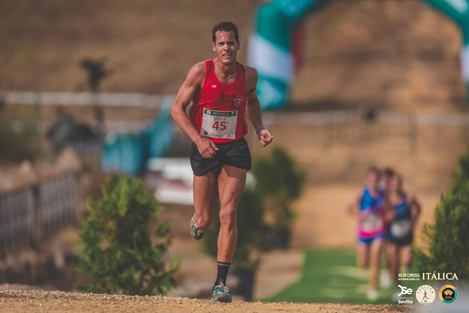 Búscate en las fotos del Cross de Itálica 2025 | 2