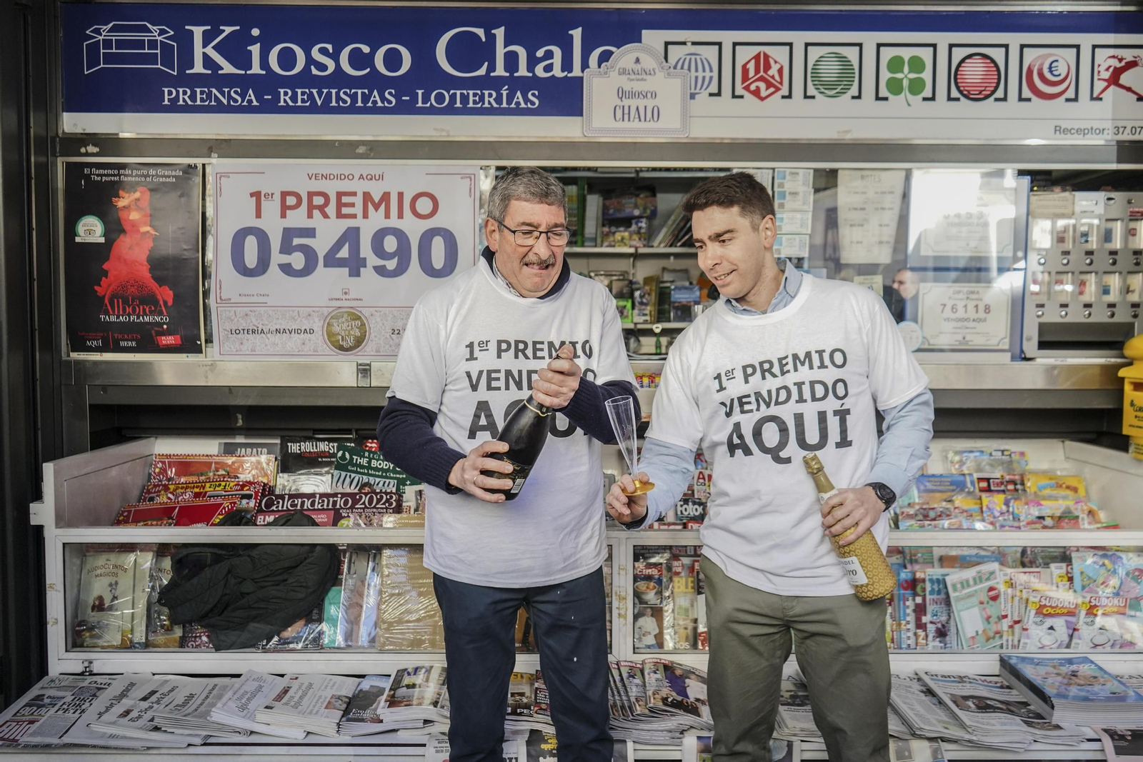 Así se ha celebrado el Gordo de la Lotería de Navidad en Granada capital