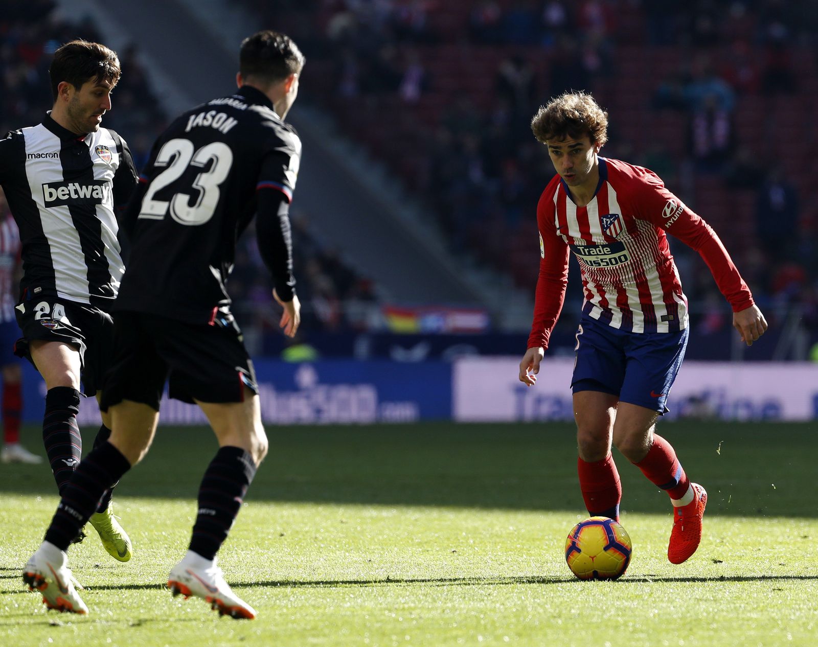 El Atlético de Madrid-Levante, en imágenes