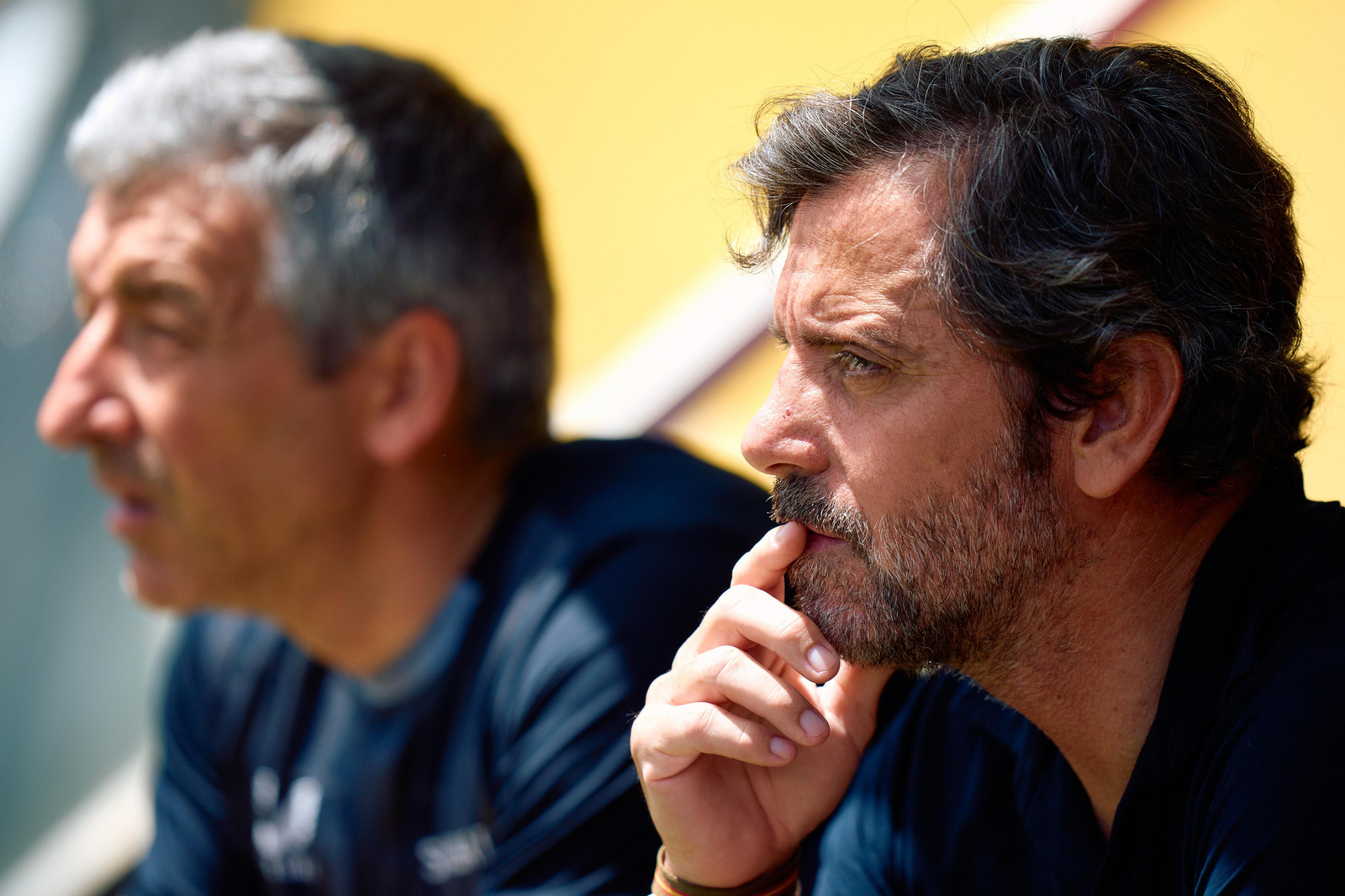 Quique Sánchez Flores observa a su Sevilla ante Las Palmas