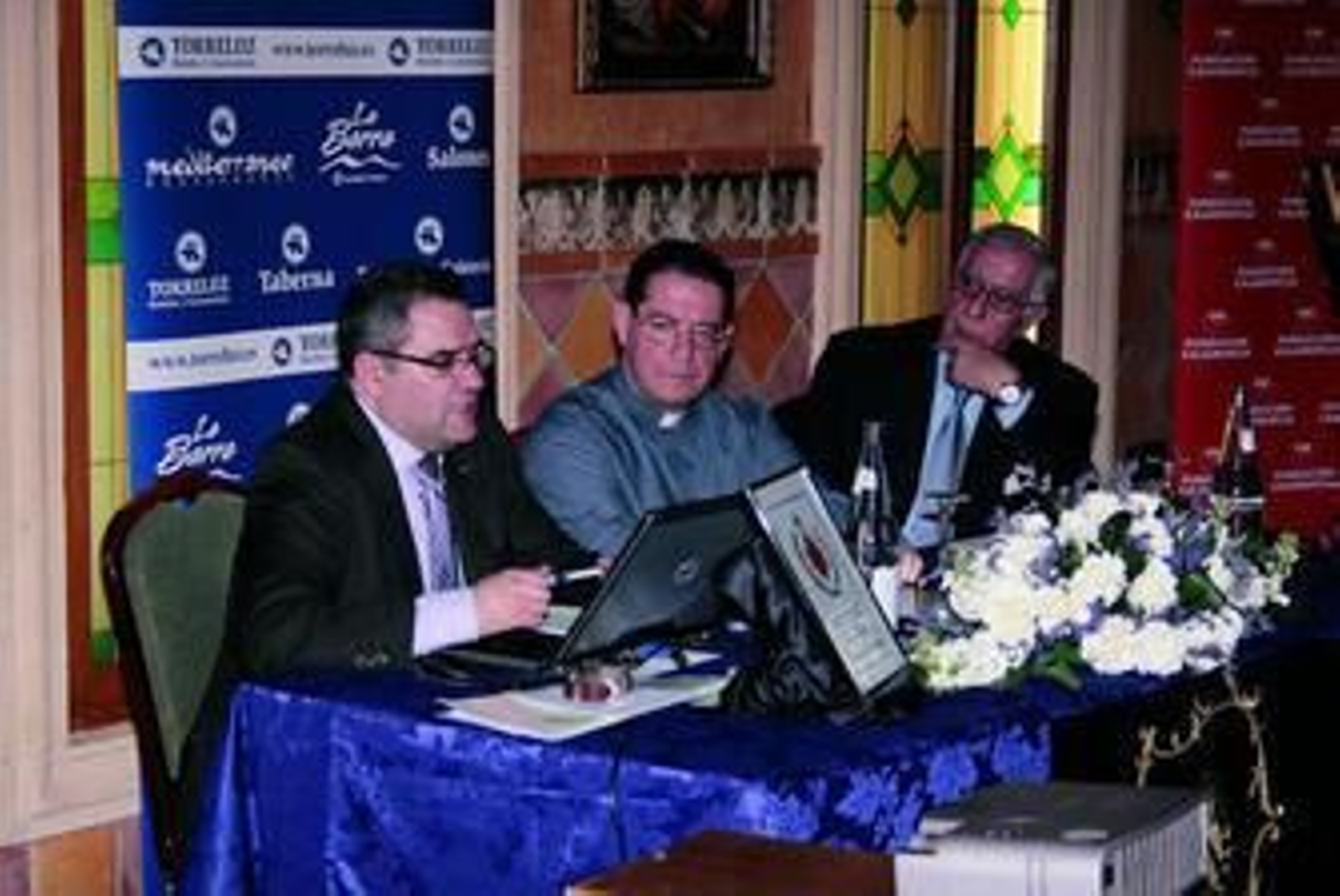 Miguel Luis López-Guadalupe, el consiliario Francisco Escámez, y el hermano mayor Luis Criado.