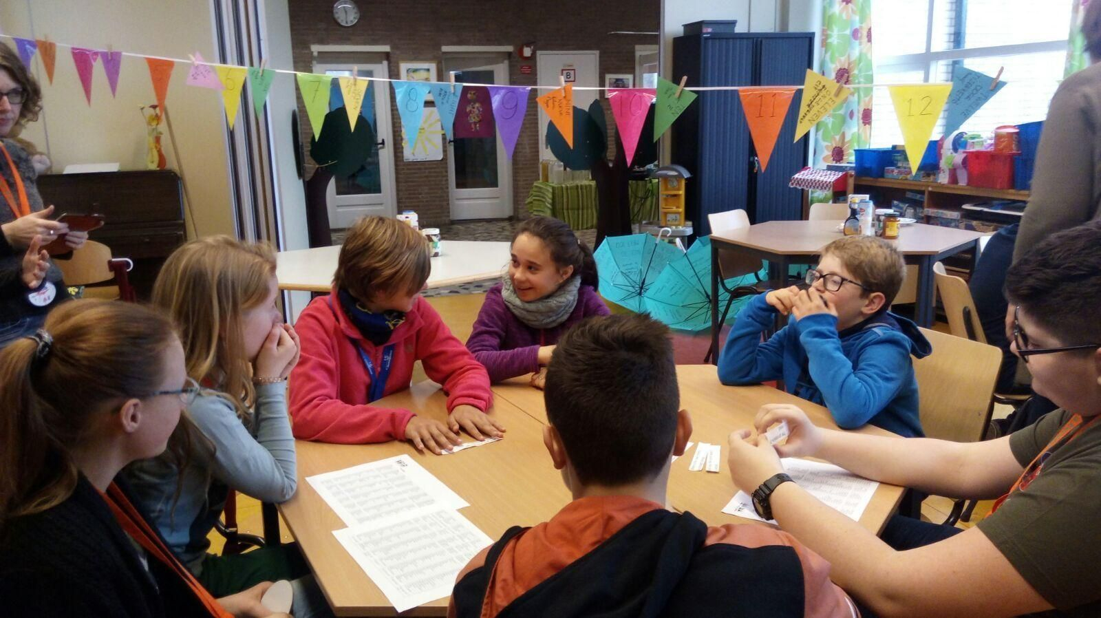 Uno de los encuentros de los niños de los seis centros escolares europeos participantes en el proyecto que ha liderado el colegio onubense Aderán I.