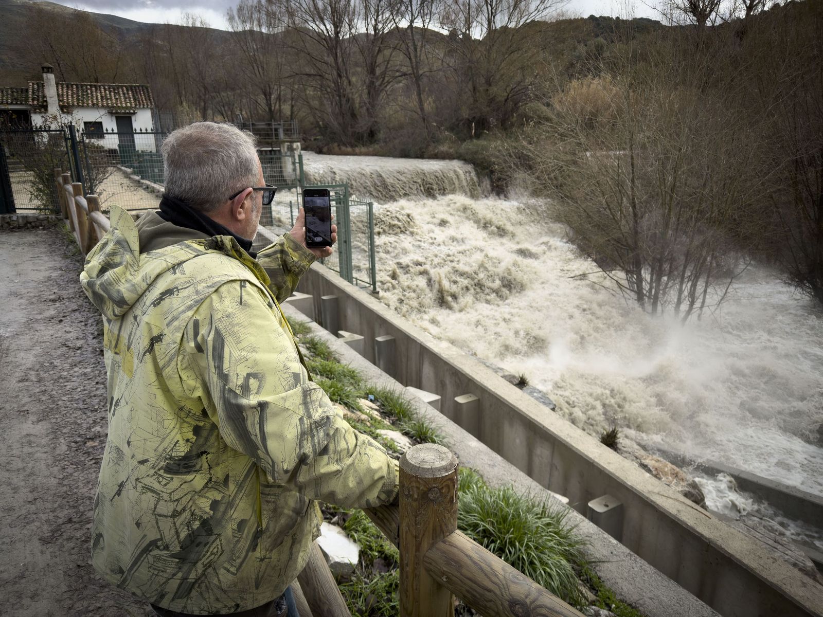 El Río Genil a su paso por la Acequia Gorda en Granada el pasado miércoles