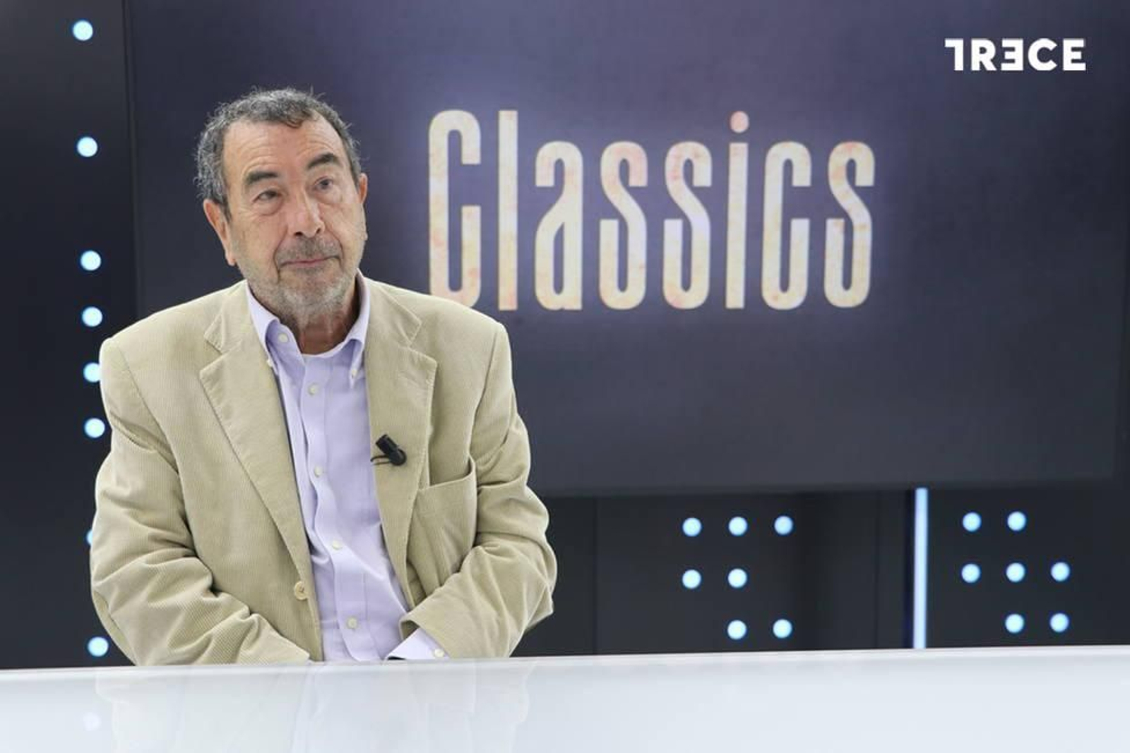José Luis Garci en la presentación de 'Classics'