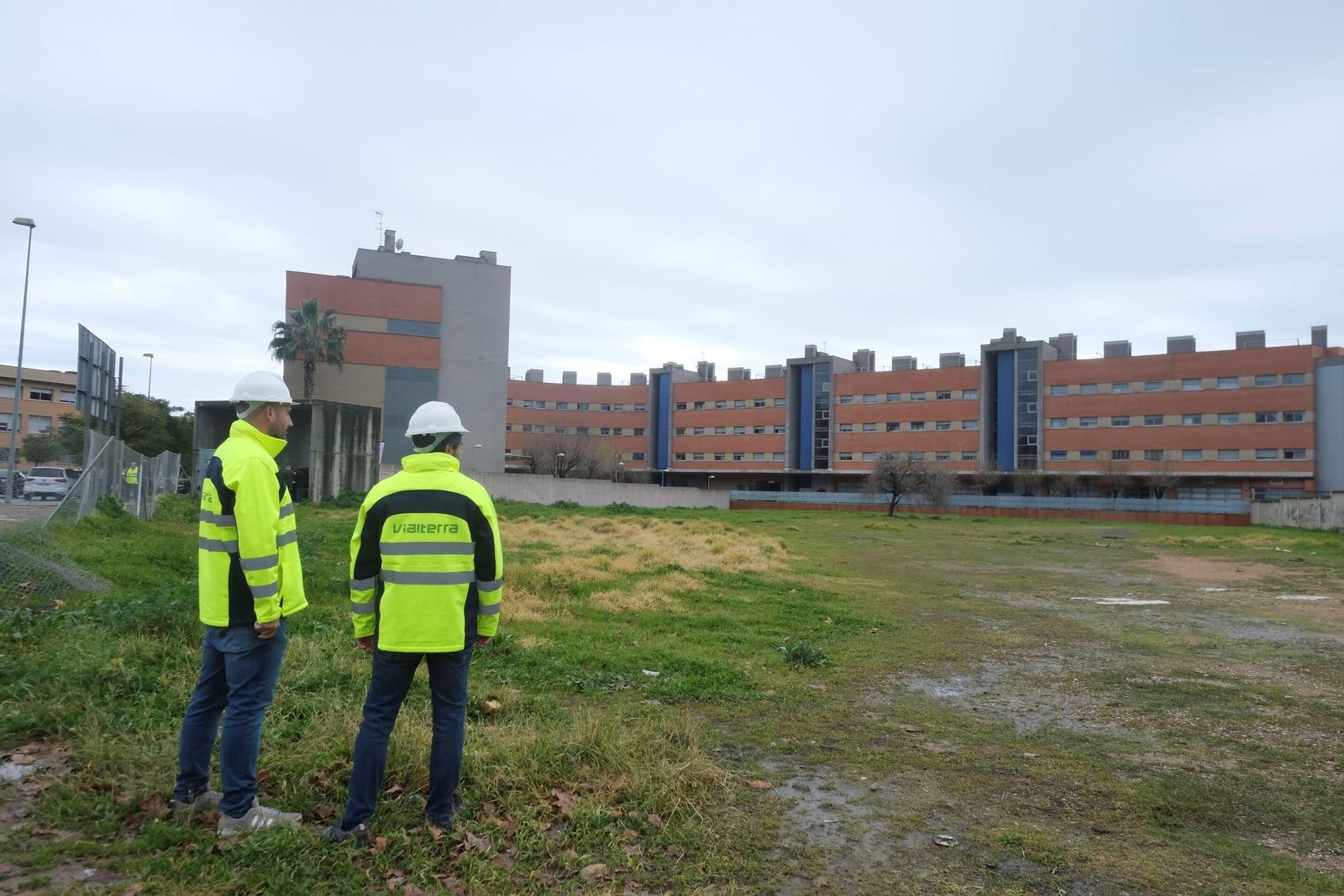 El inicio de las obras de los apartamentos para mayores de Sama Naharro en Córdoba, en imágenes