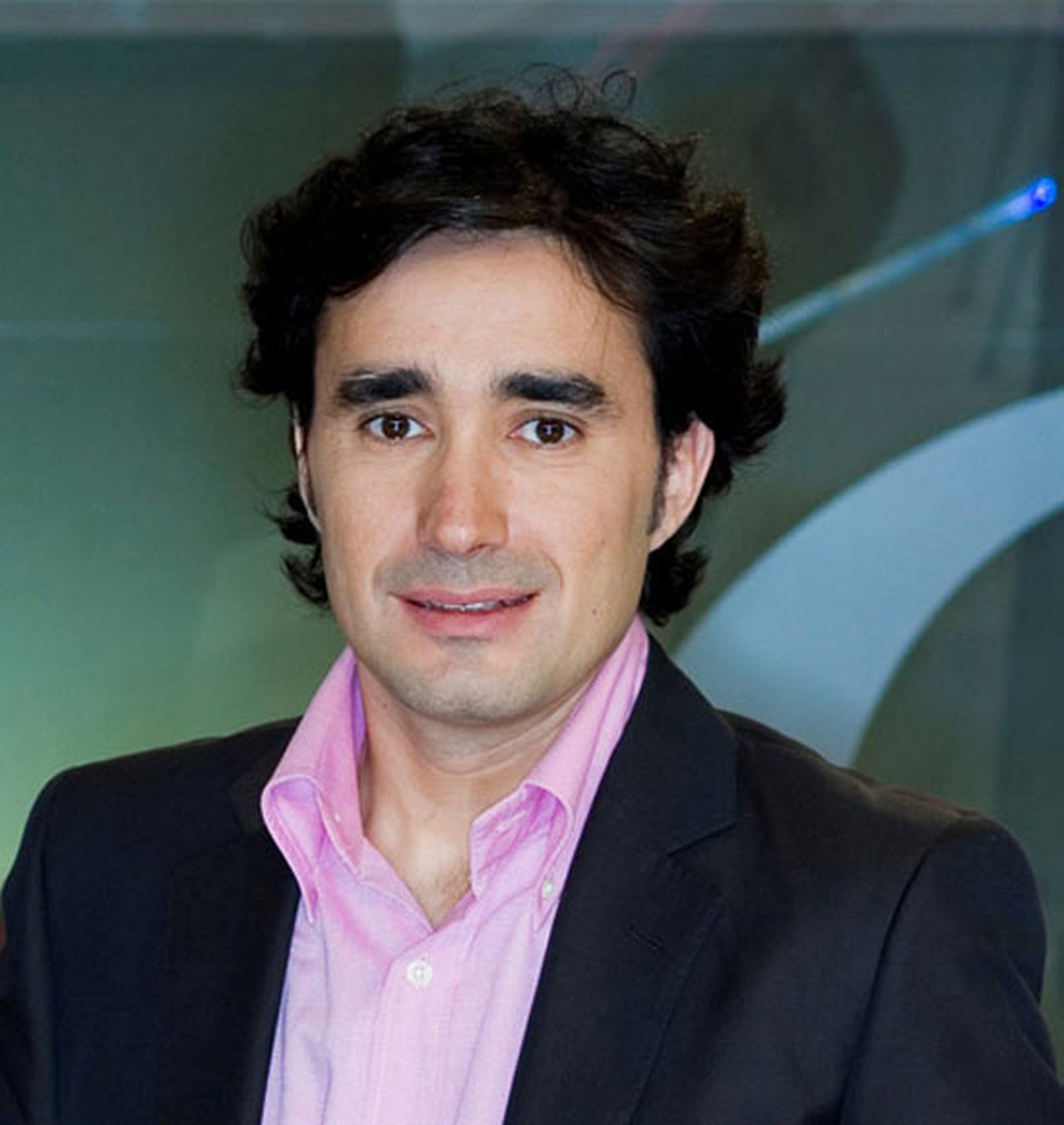 Detenido un 'tuitero' por amenazar de muerte a Juanma Castaño