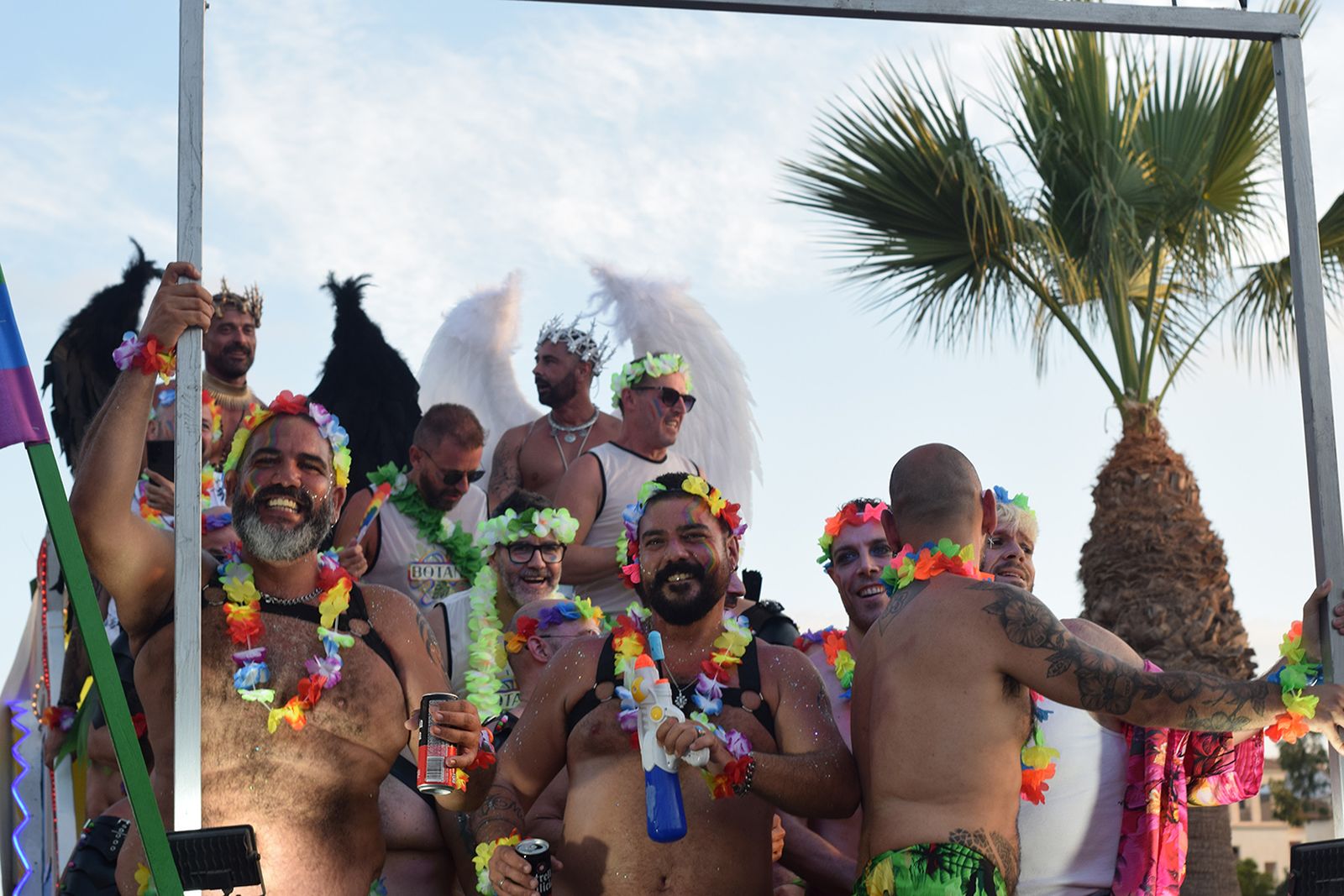 El desfile del Orgullo LGTBIQ de Vera Playa, en imágenes