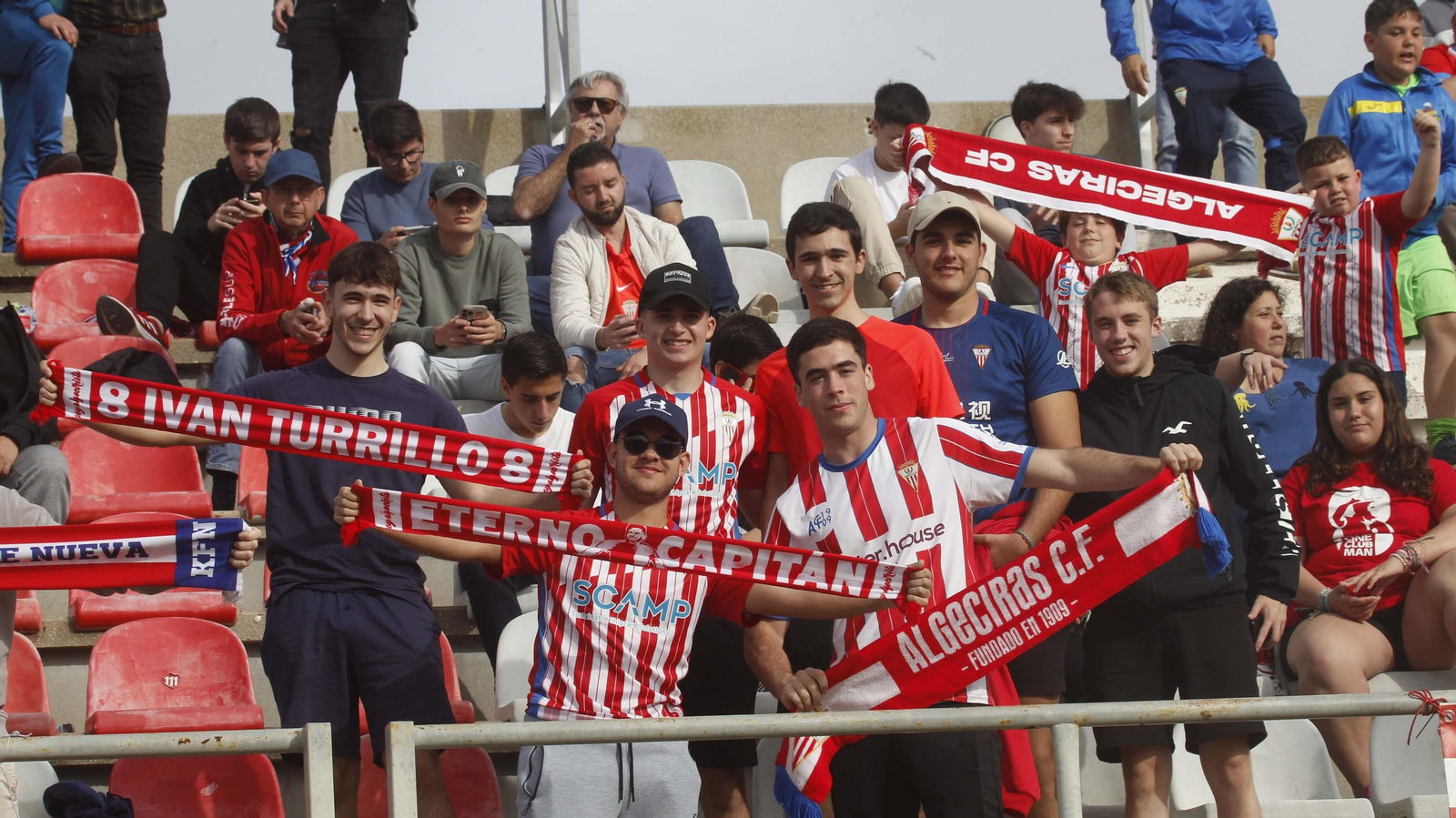 Búscate en el Algeciras CF  - Linares de Primera Federación