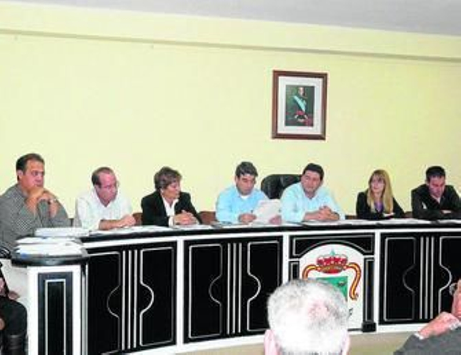 La ex concejal socialista, Carolina Berruezo, dio la mayoría al grupo popular.