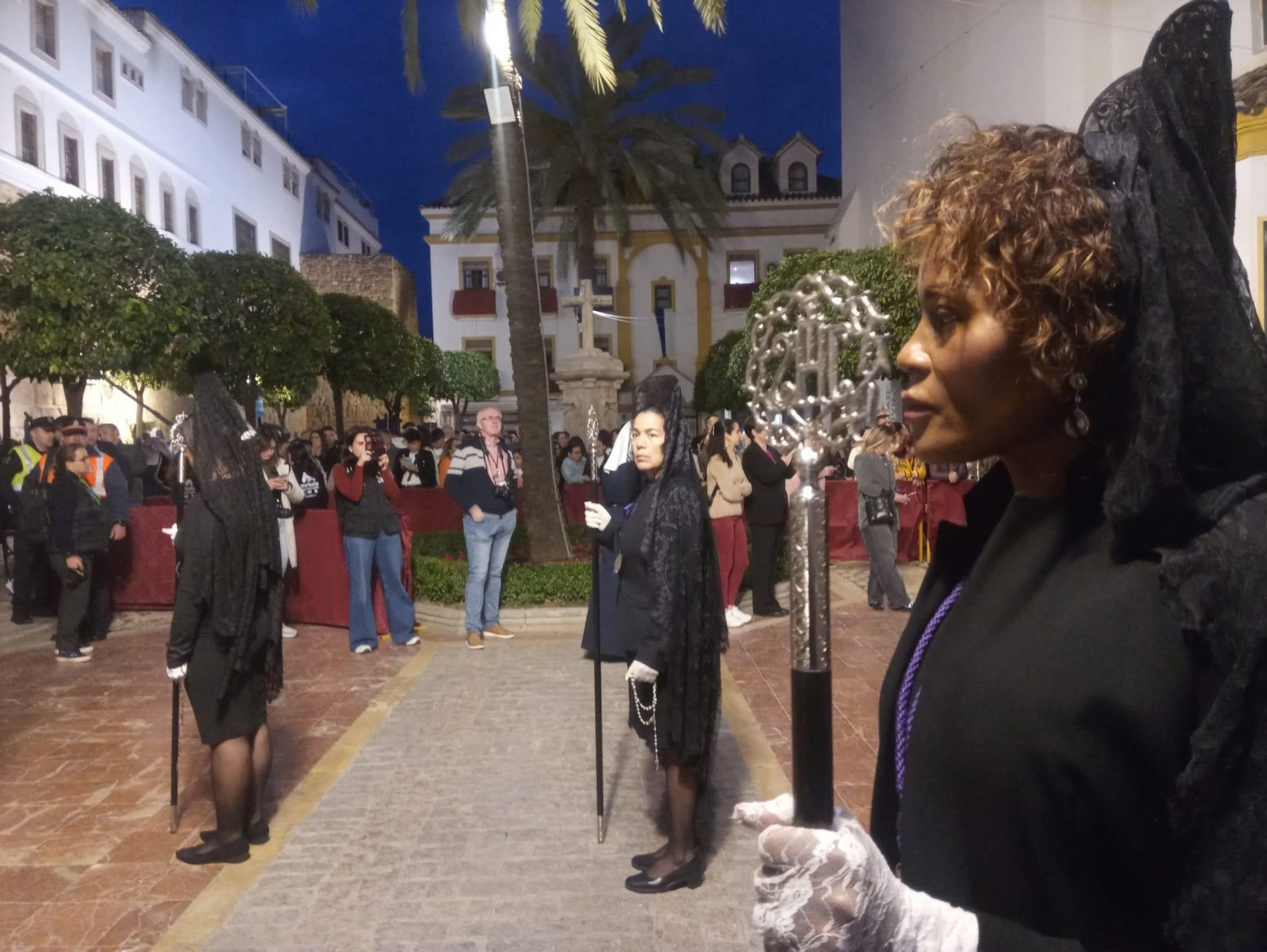 Una Marbella penitente venera al Nazareno el Miércoles Santo