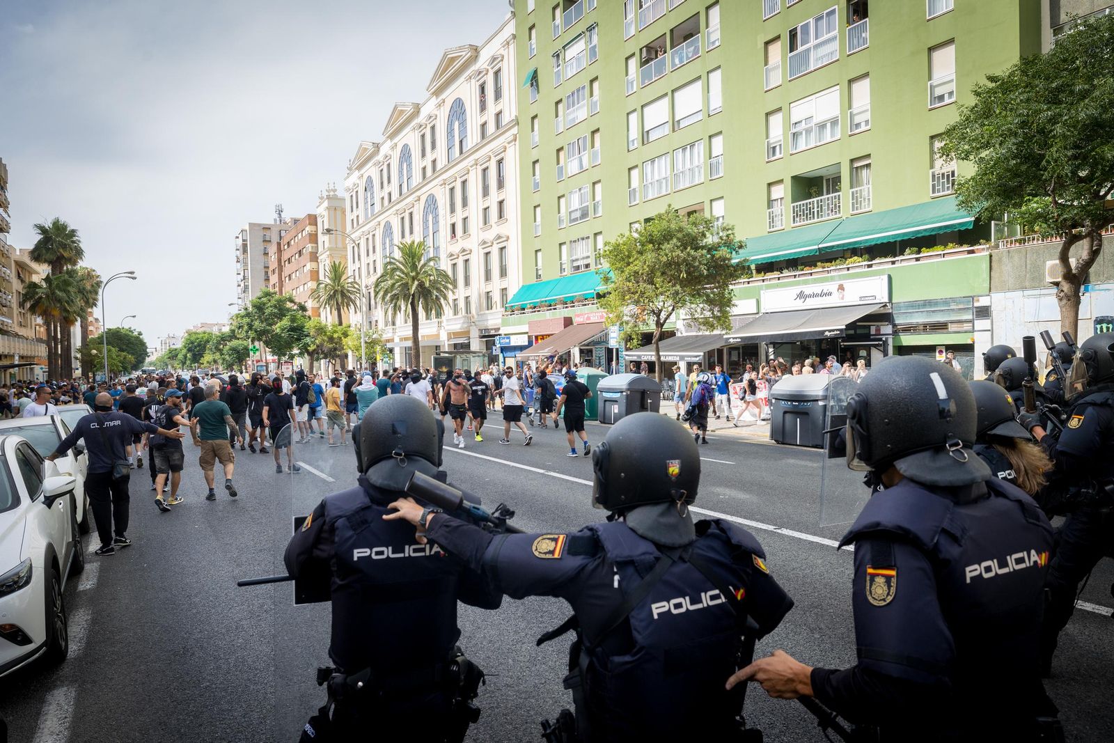 Imágenes de las protestas de trabajadores del metal en Cádiz tras el preacuerdo entre UGT y patronal