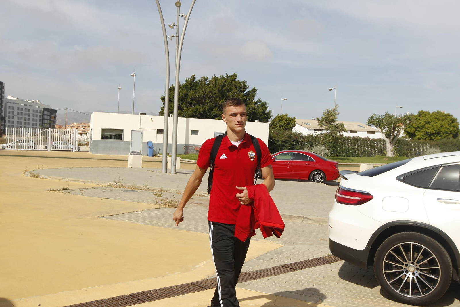 Fotogalería salida jugadores U.D. Almería hacia Alcorcón