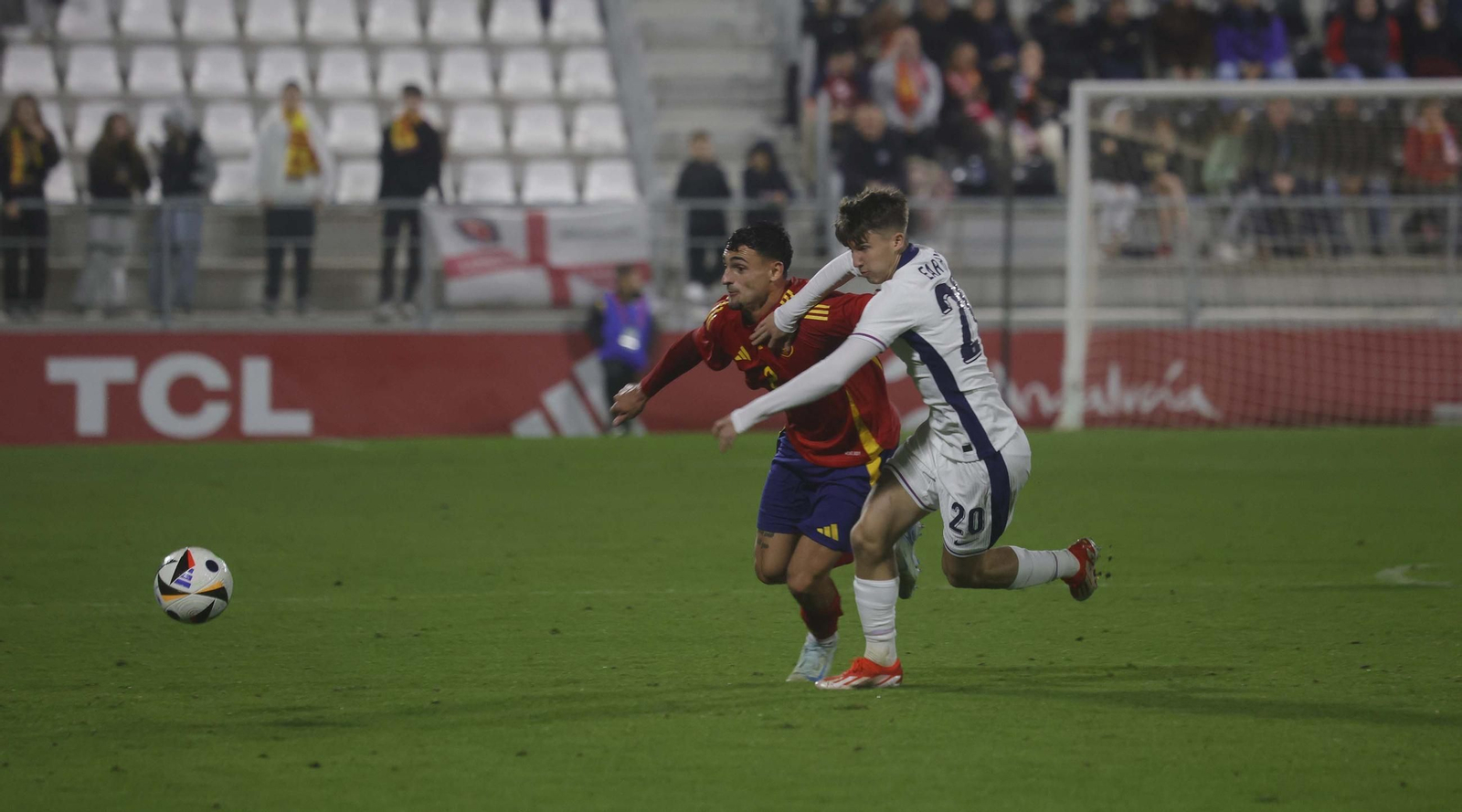 Las fotos del partido España-Inglaterra sub-21 de la inauguración del Ciudad de La Línea